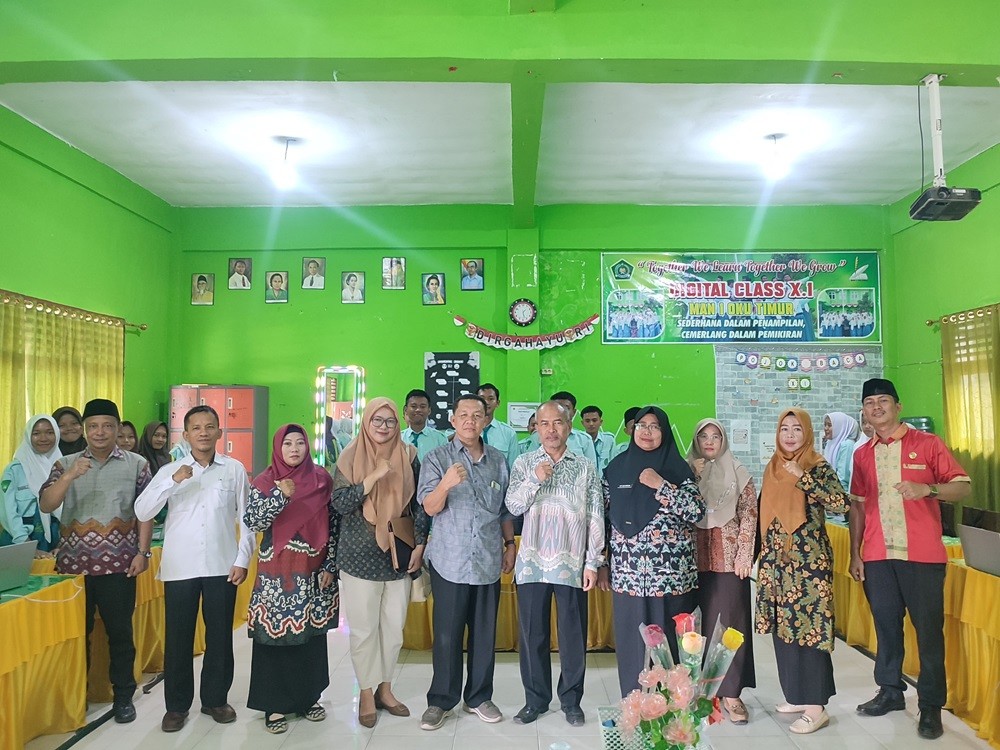 MAN 1 OKUT Terima Kunjungan Tim Digitalisasi Kanwil Kemenag Sumsel